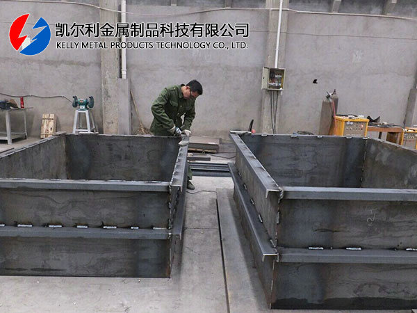 铁箱
